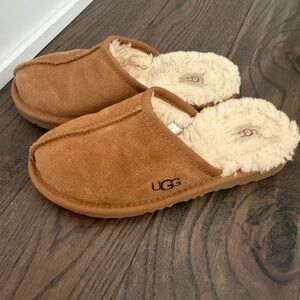 UGG Tan Kids Slippers